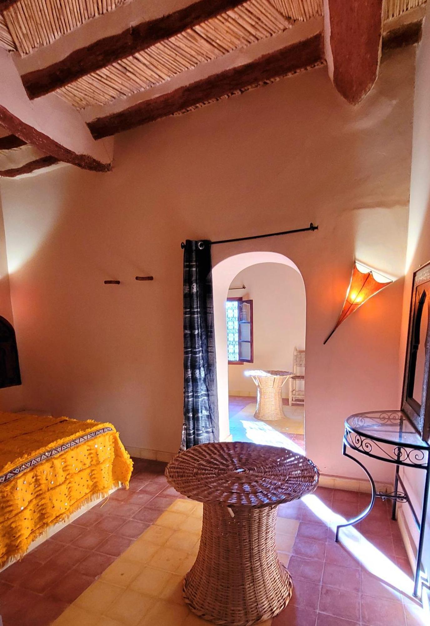 Auberge Famille Benmoro 스쿠라 외부 사진